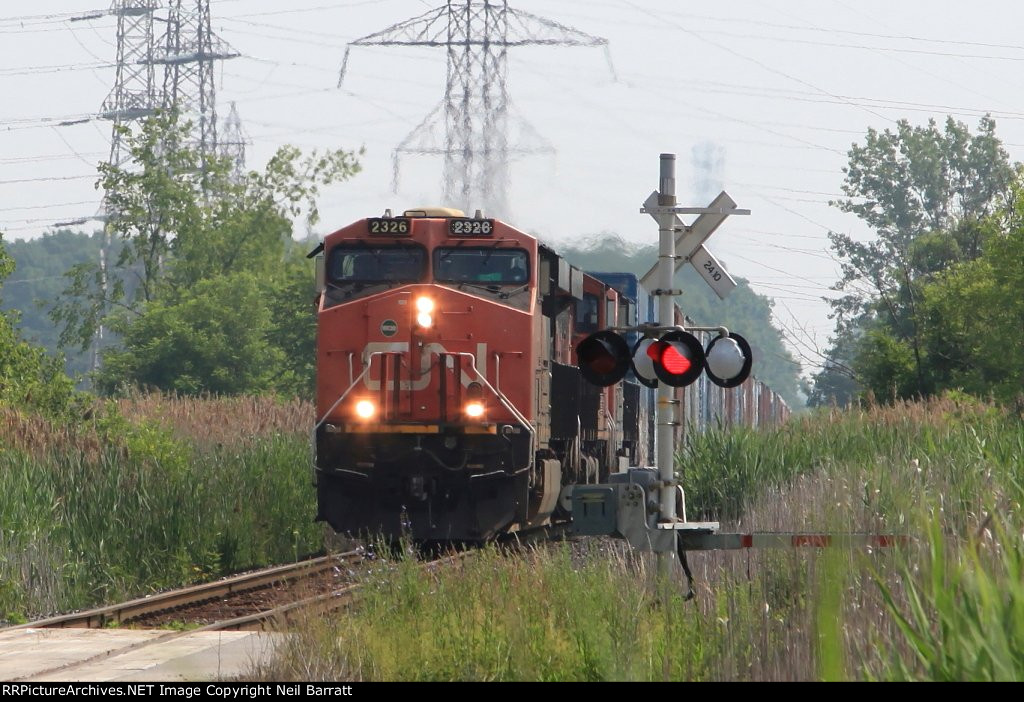 CN 2326